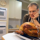 Illustration for article titled Alton Brown made one of Food Network’s defining programs by throwing out the recipe